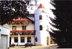  Hotel Gasthof Turm  Шёнвальд